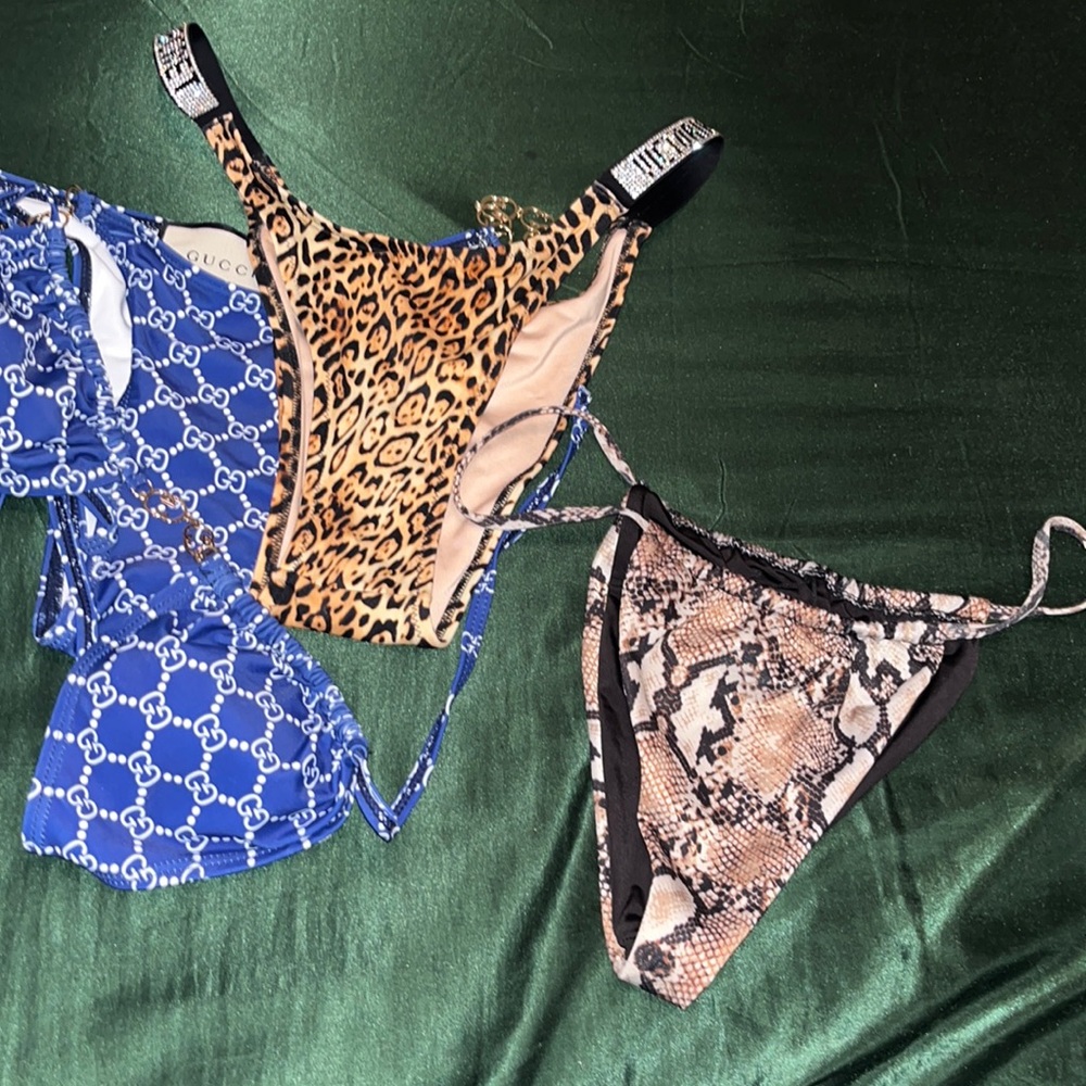 Women’s bathing suits